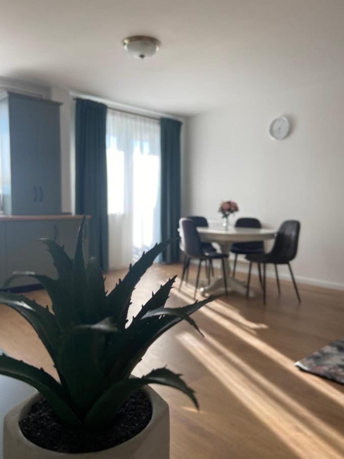 Focus Apartament Floreşti Exterior foto